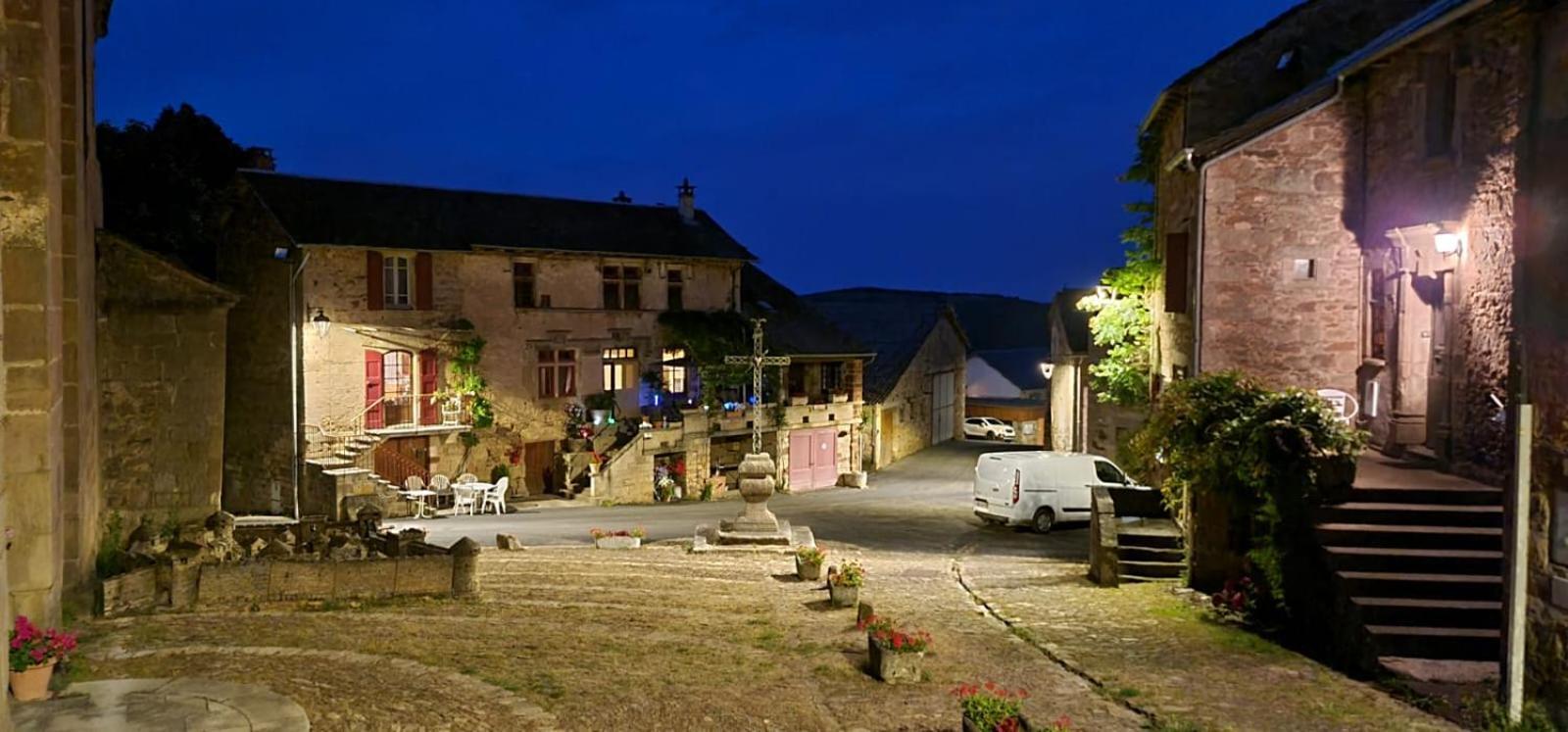 The Tavern Castelnau-Pegayrols ภายนอก รูปภาพ